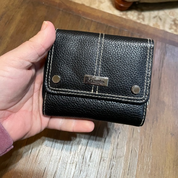 Wallet Buxton Black Trifold Snap Zippered Pocket ID Money Leather - Picture 1 of 6